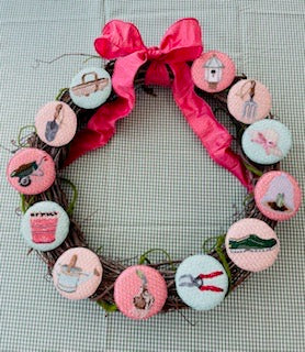 Heirloom Needlepoint Collection クッション ACC1001-1.jpg