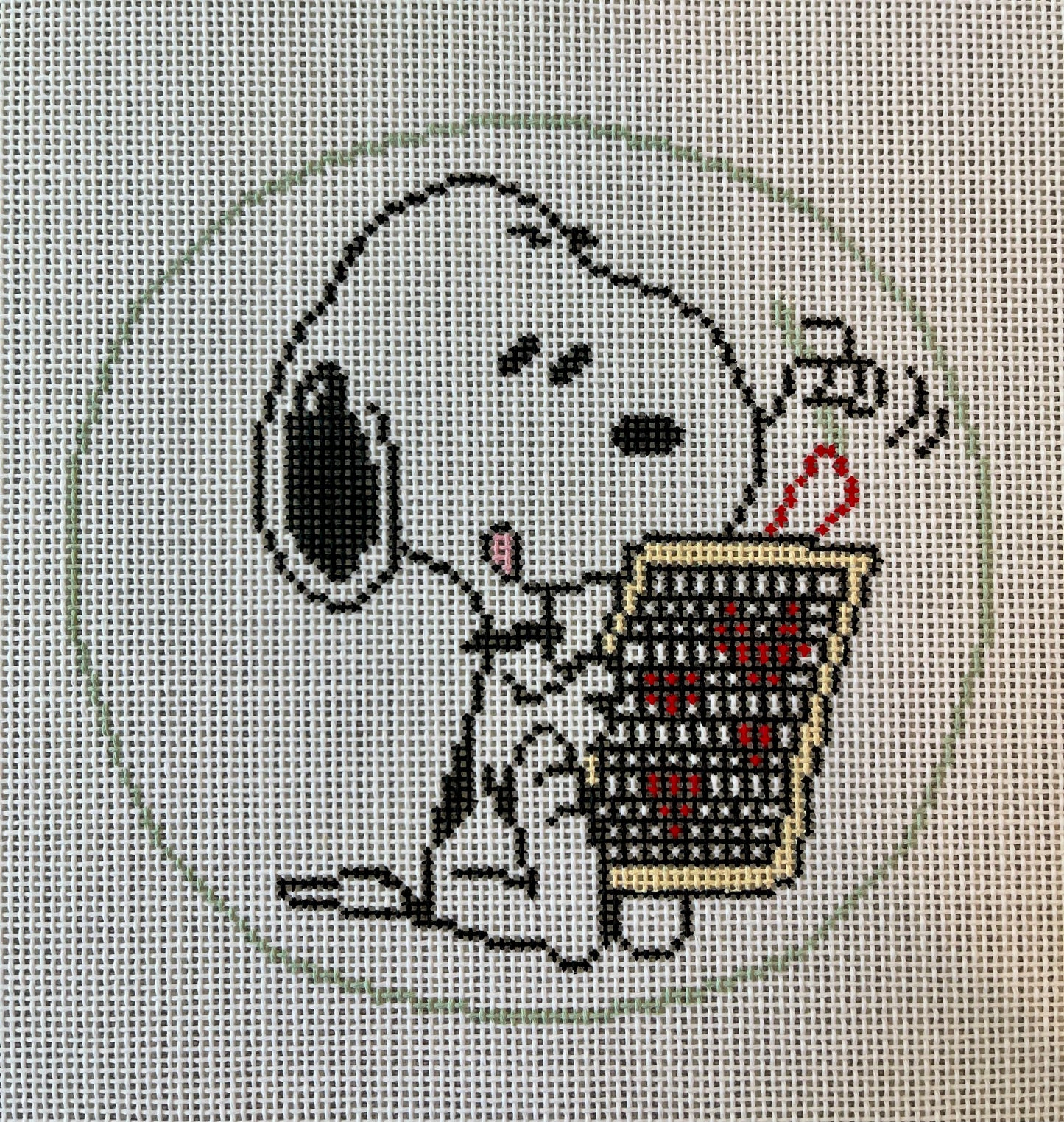 Snoopy Loves Needlepoint Round C-NDLPT1