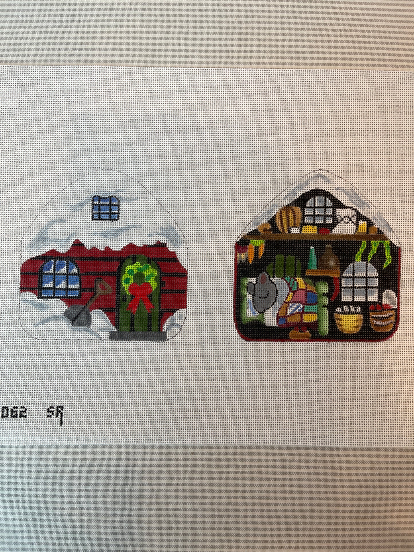 Two-sided Mouse House C-SRBE1062