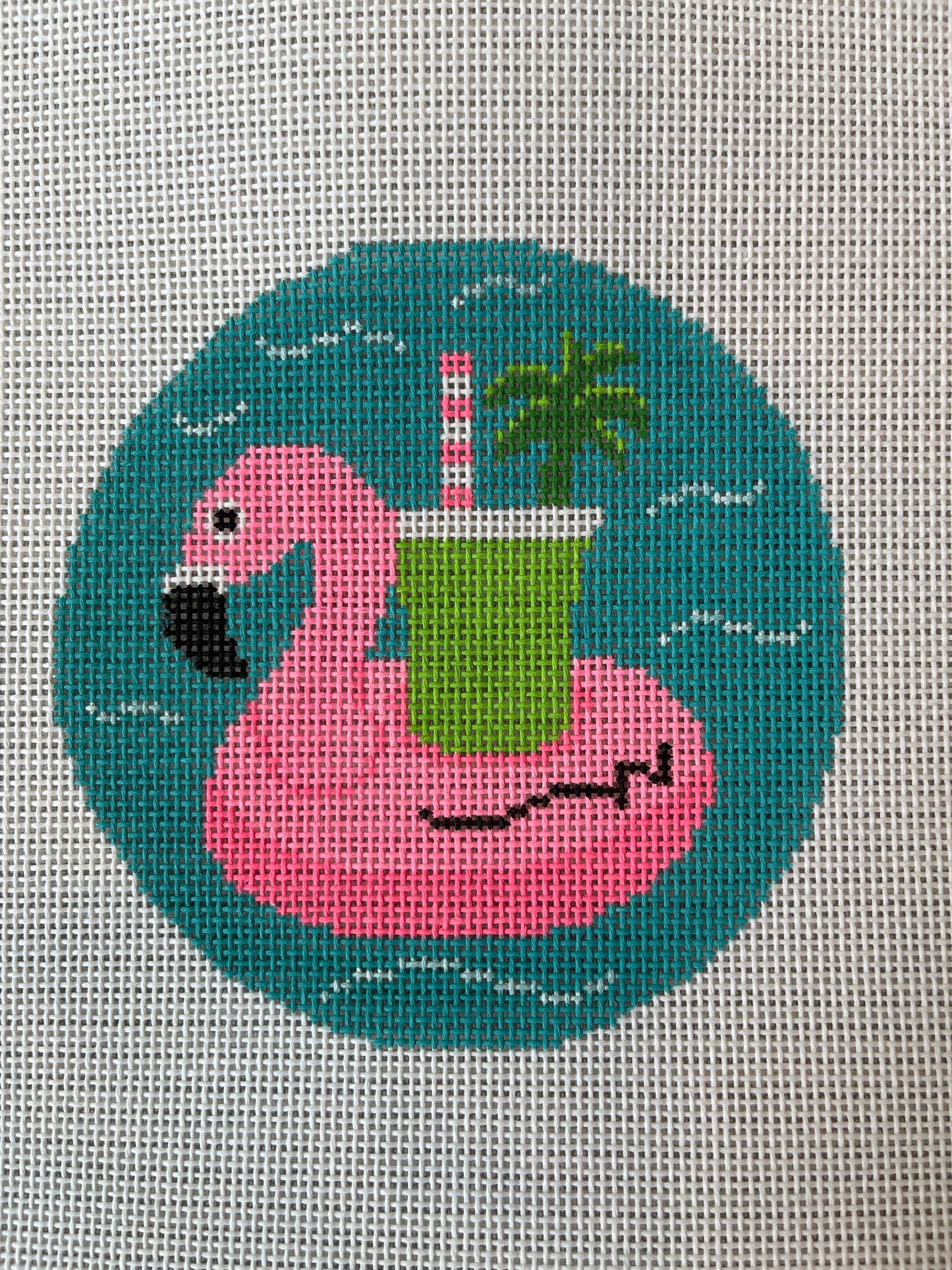 Flamingo Float Round C-RD447