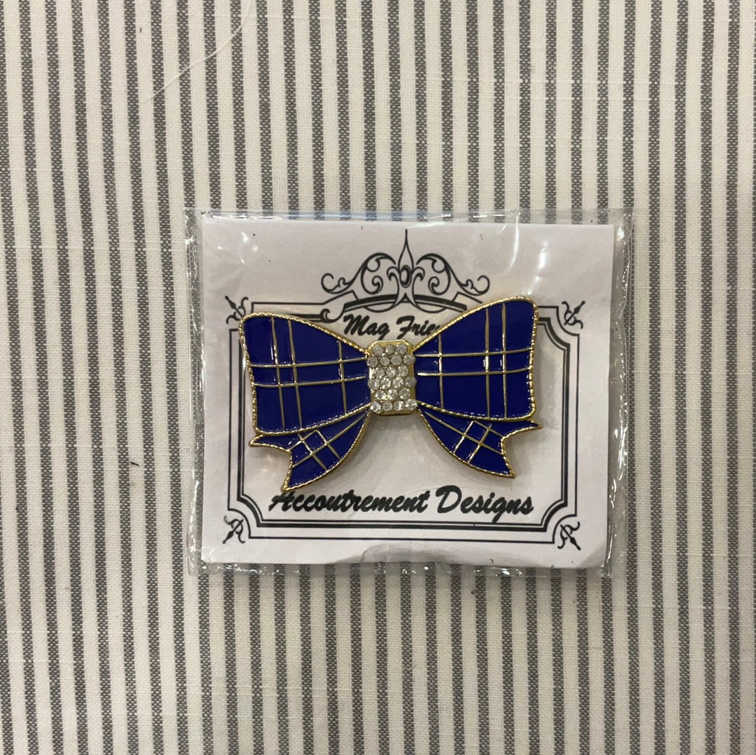 Blue and Gold Bow Needle Minder A-ADbluebow