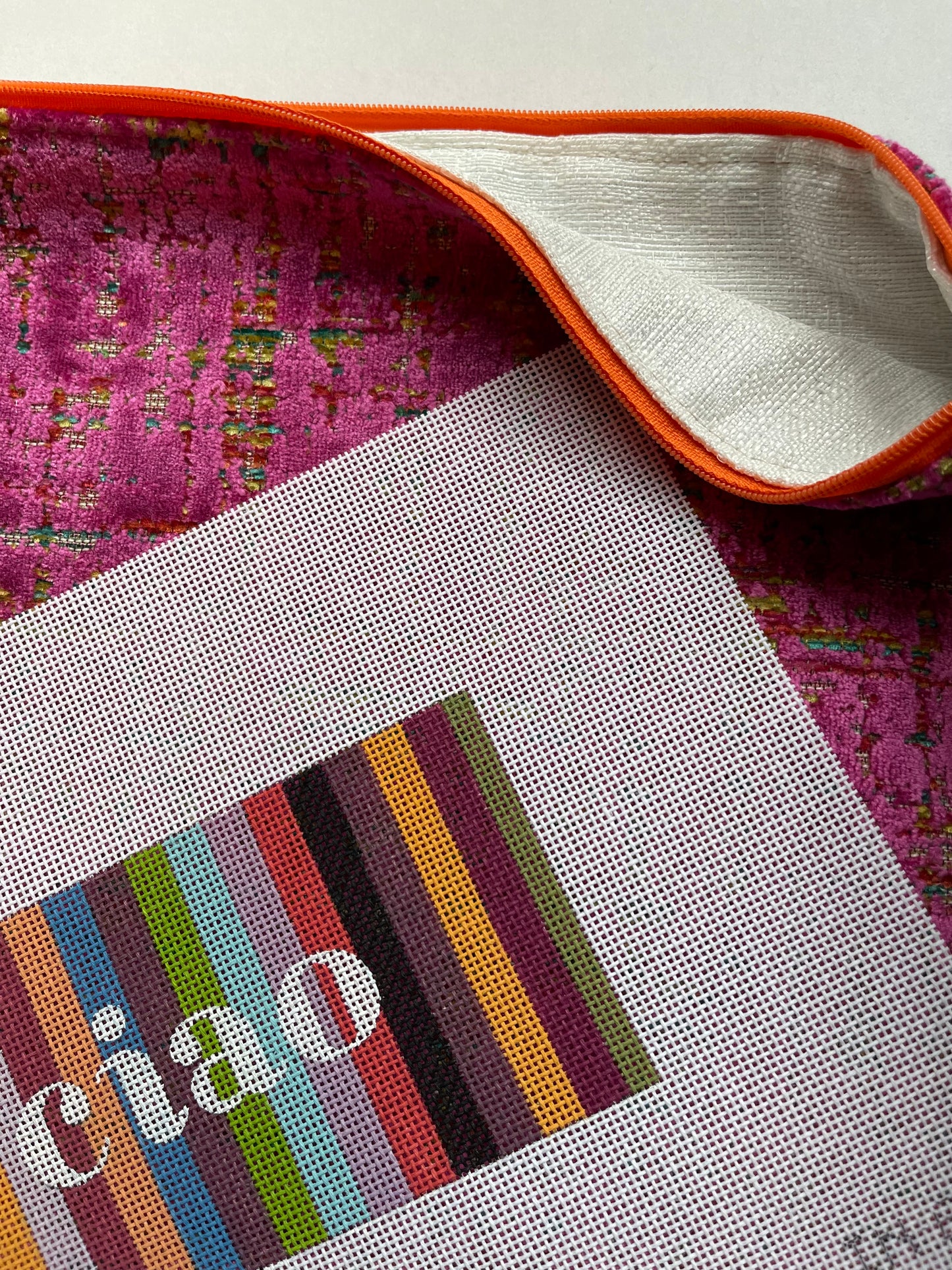 Anna Clutch #1: Ciao canvas on bright pink patterned clutch