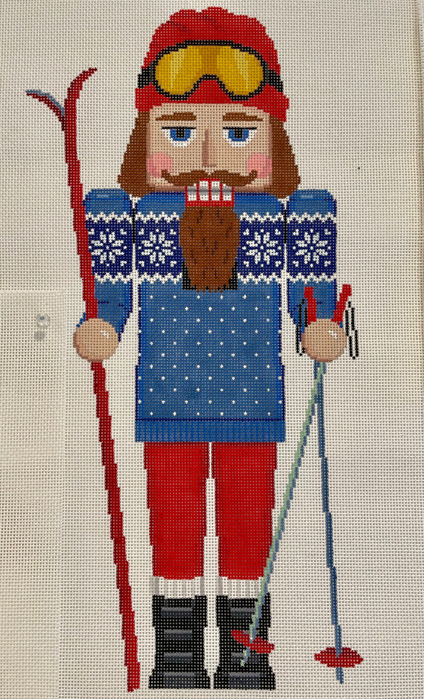 Large Skier Nutcracker on 13M C-SR4184