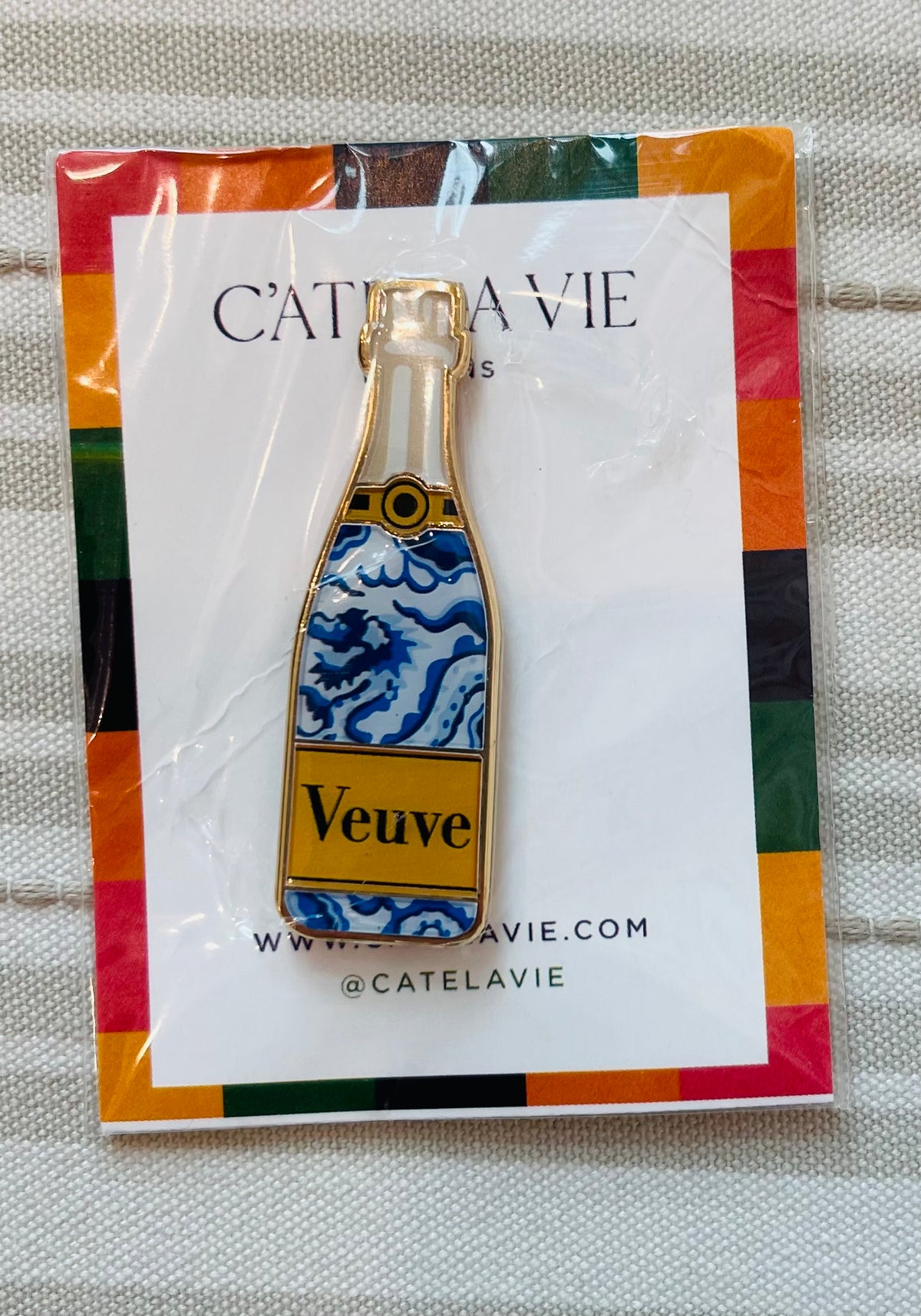 Veuve Blue Needle Minder A-CLVNMblue