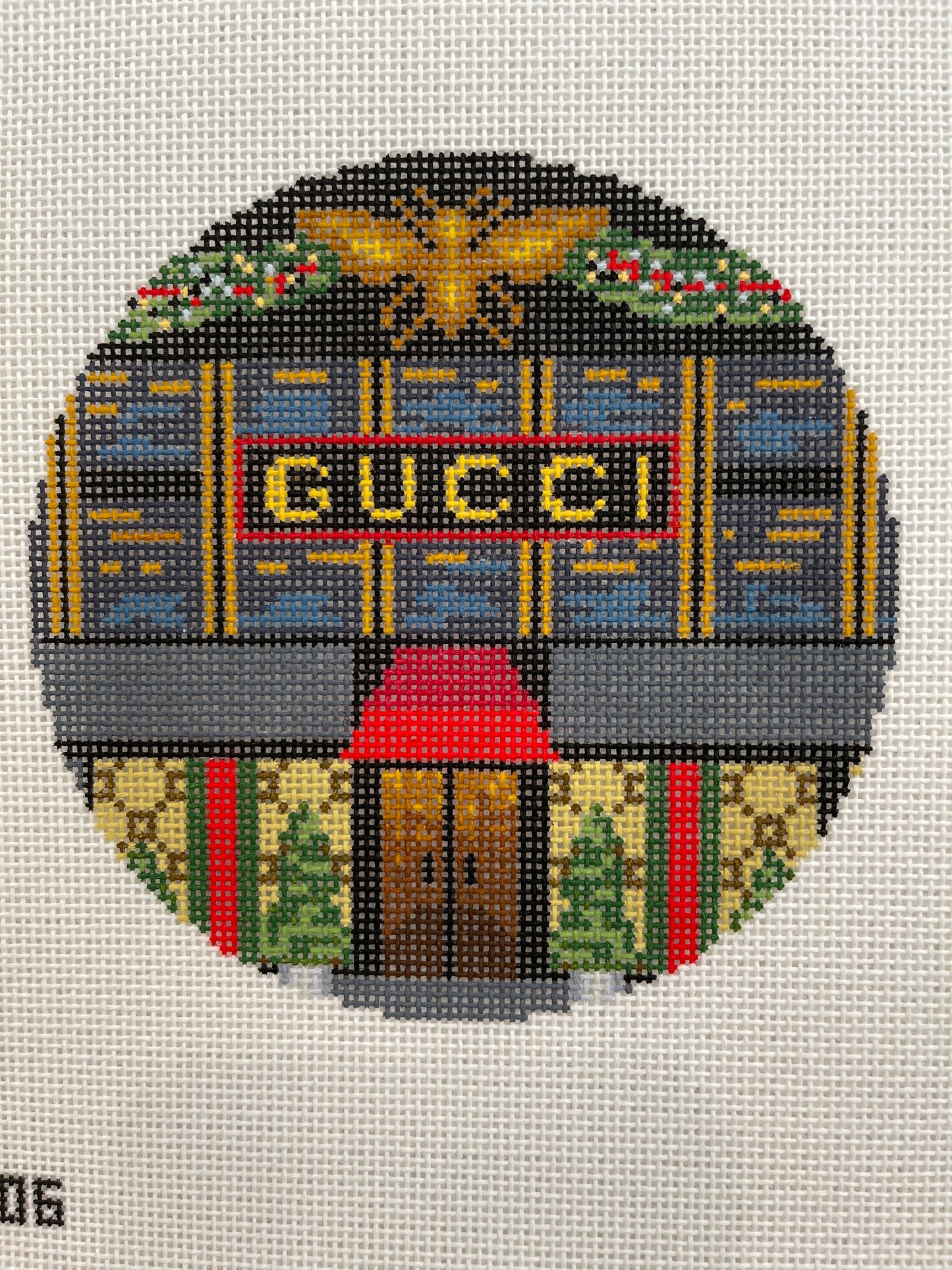Gucci Shopfront Round C-KDS106