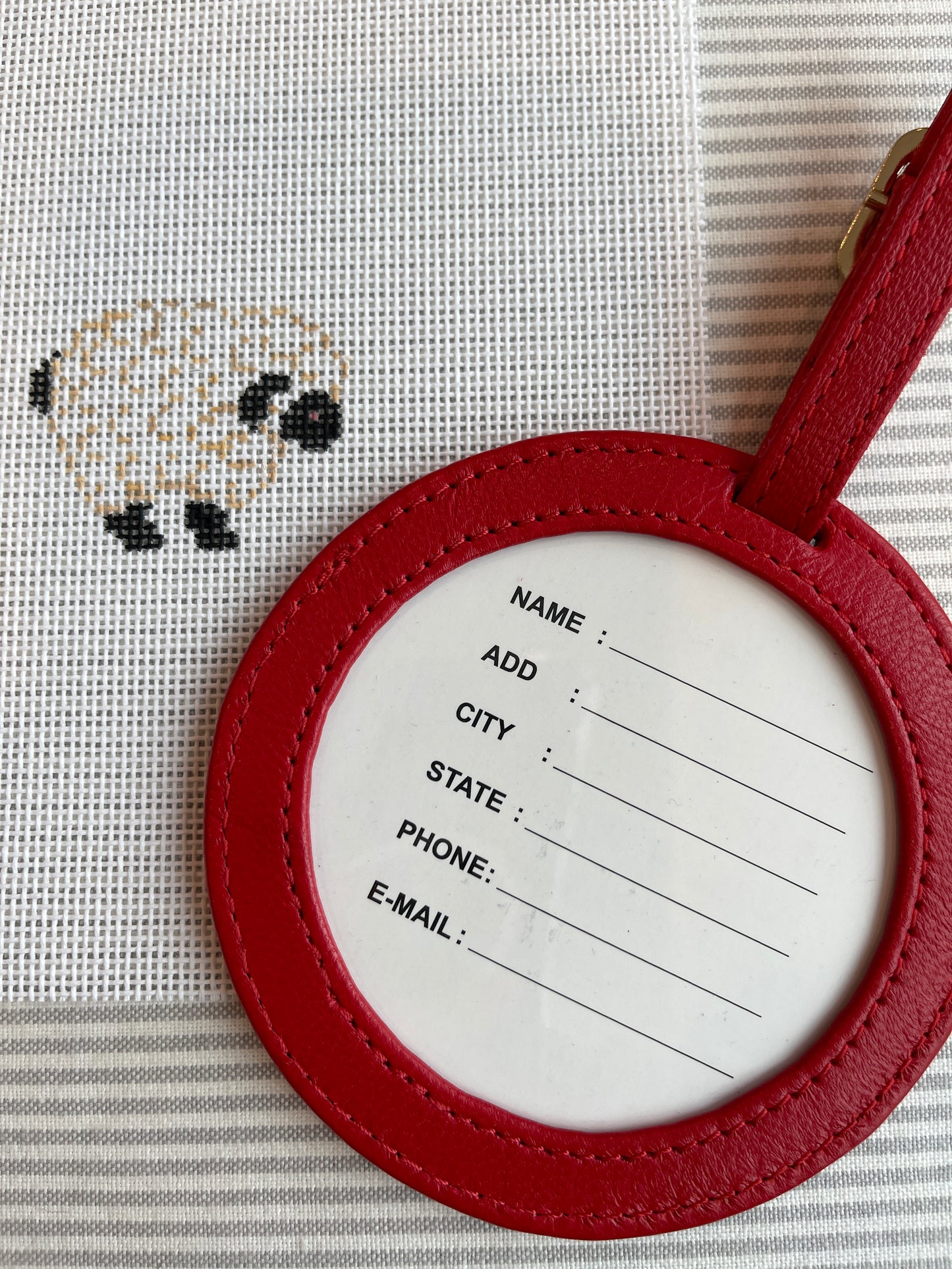 Circle Luggage Tag A-TTRLTred