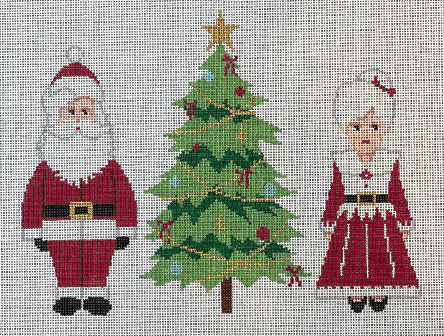Mr/Mrs Santa Claus w Tree C-ASIT387