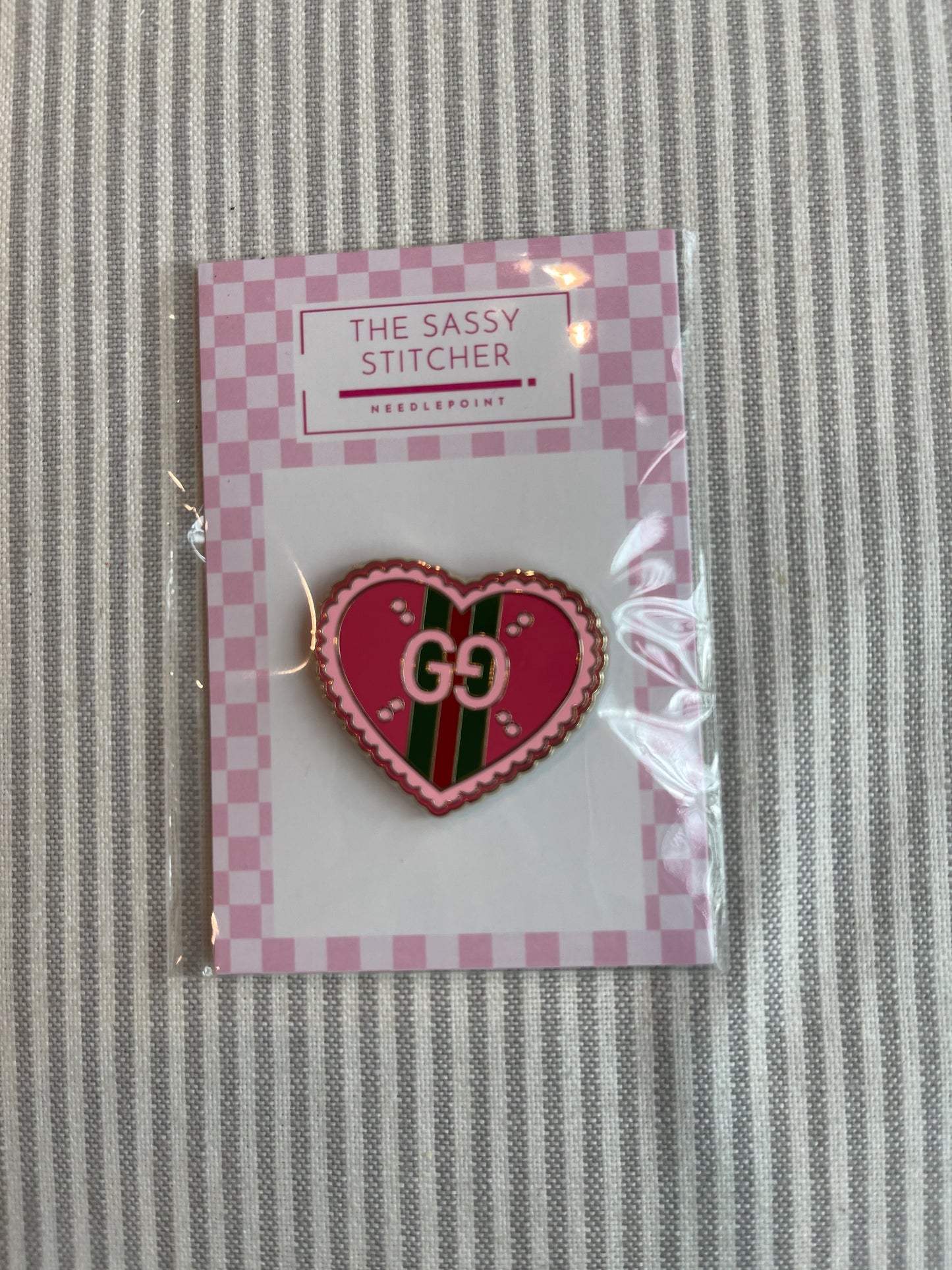Pink Gucci Heart Needleminder A-TSSGG