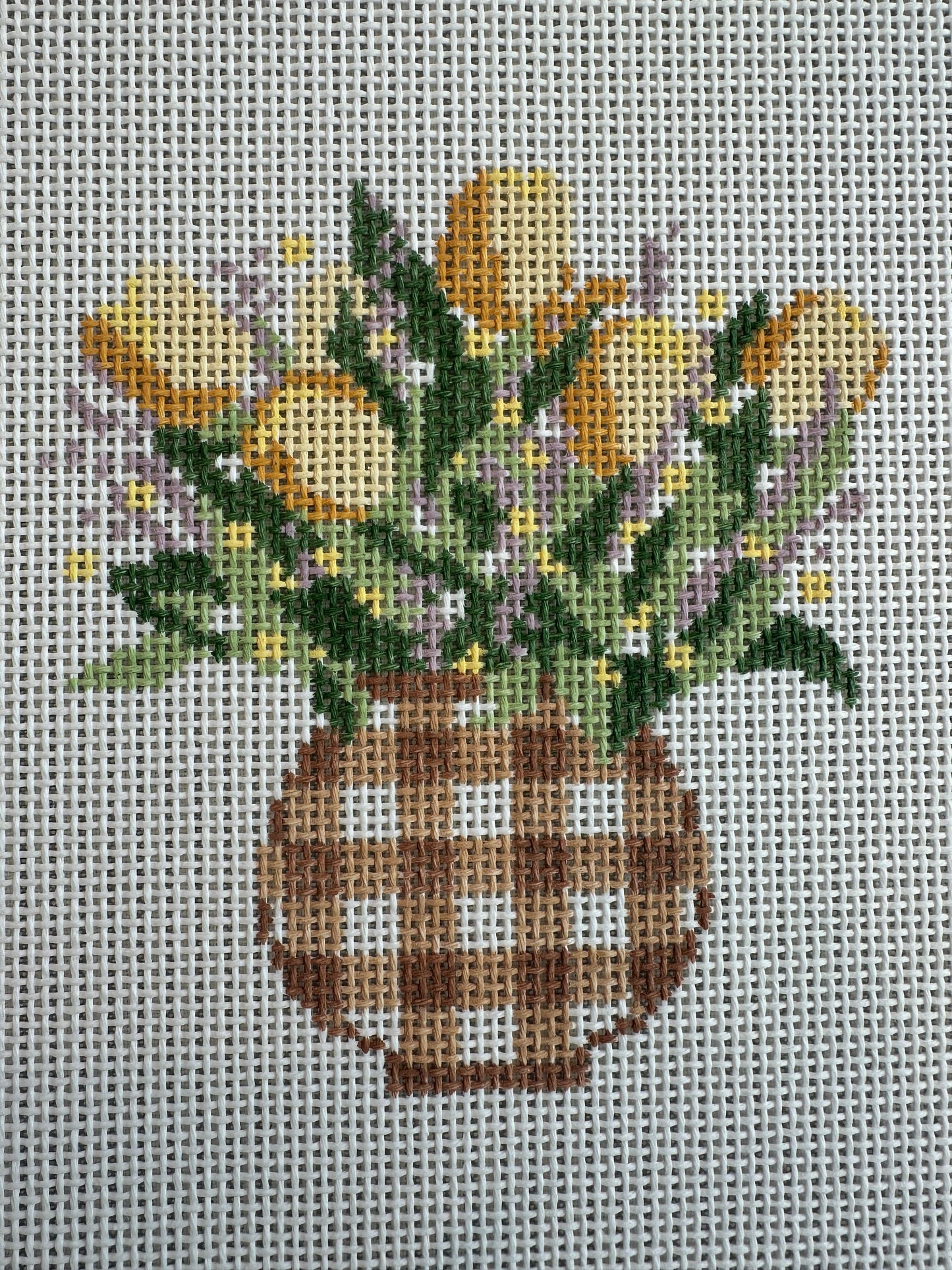 Gingham Vase with Tulips C-AJvase