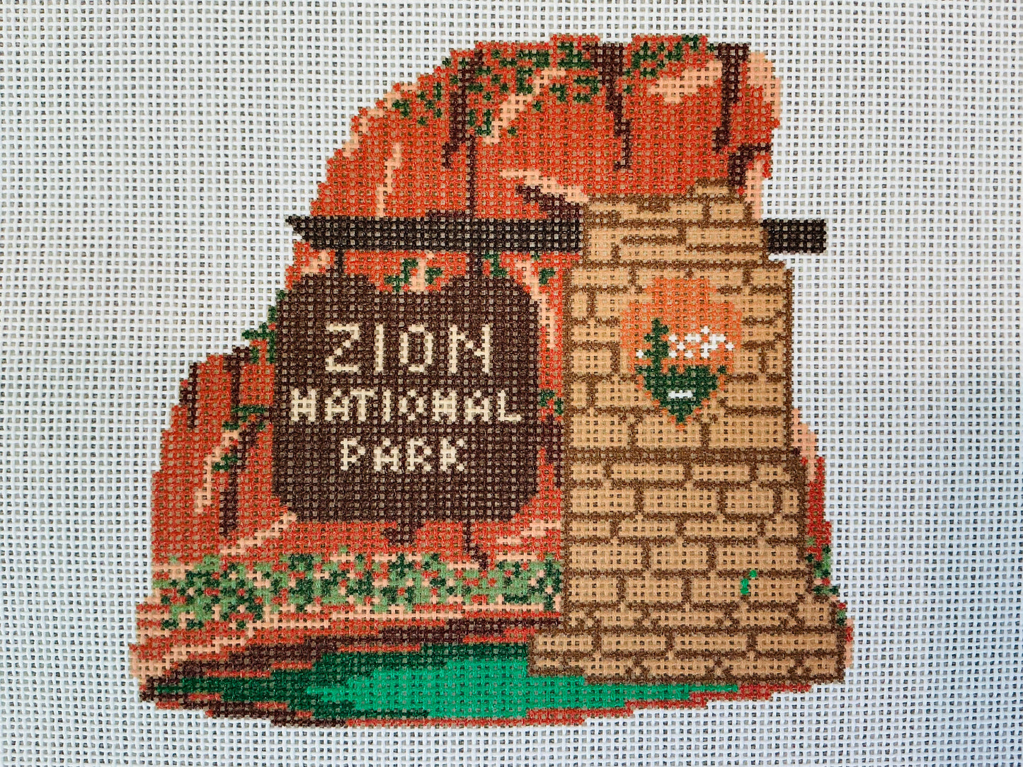 18M Zion Park Sign C-FIZNS