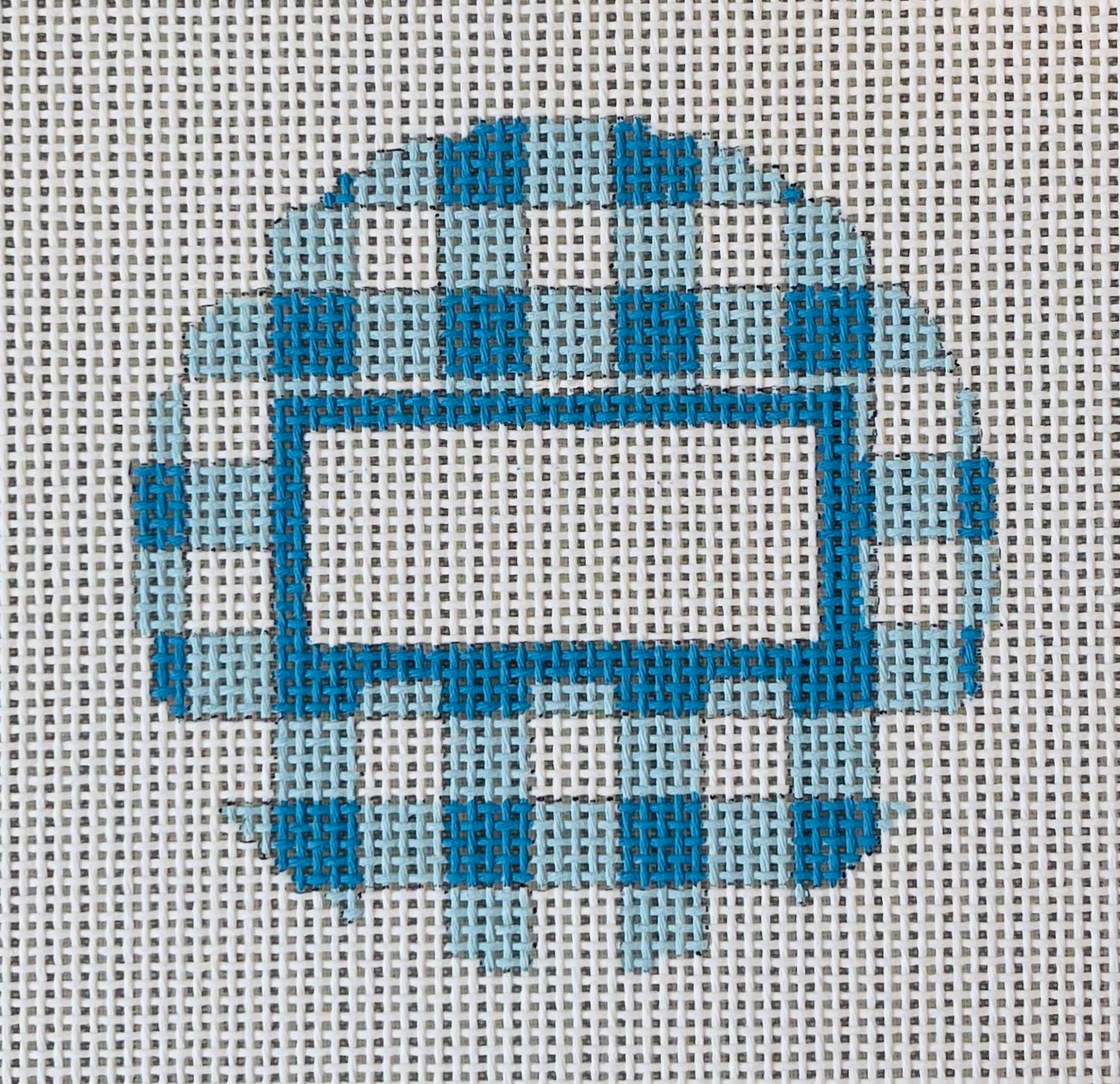 Blue Gingham Round C-AEC050