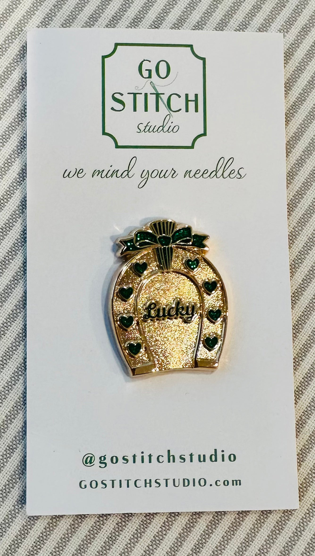 Lucky Horseshoe Needle Minder A-GSSGLUCK