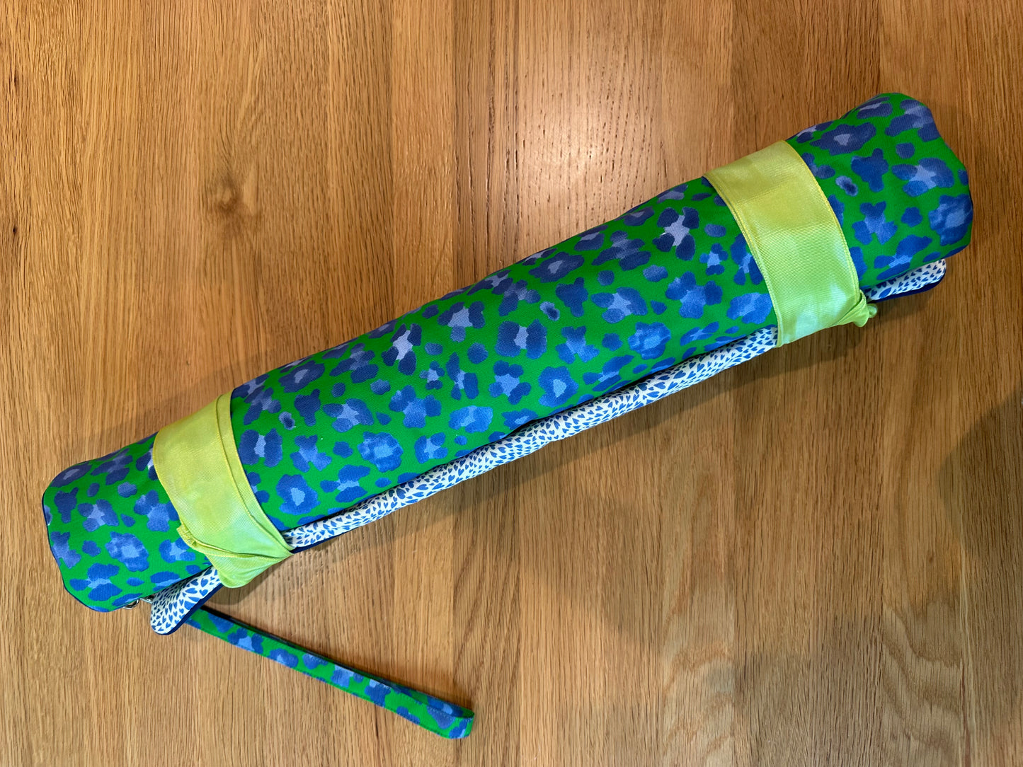 Traveler 4: Blue and Green Leopard
