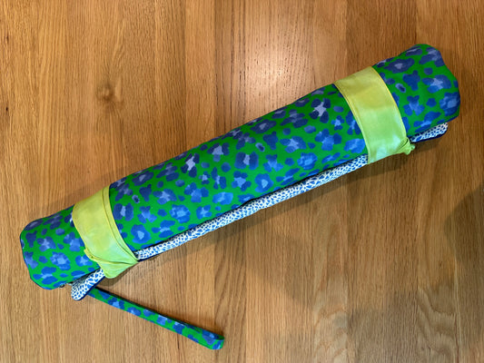 Traveler 4: Blue and Green Leopard