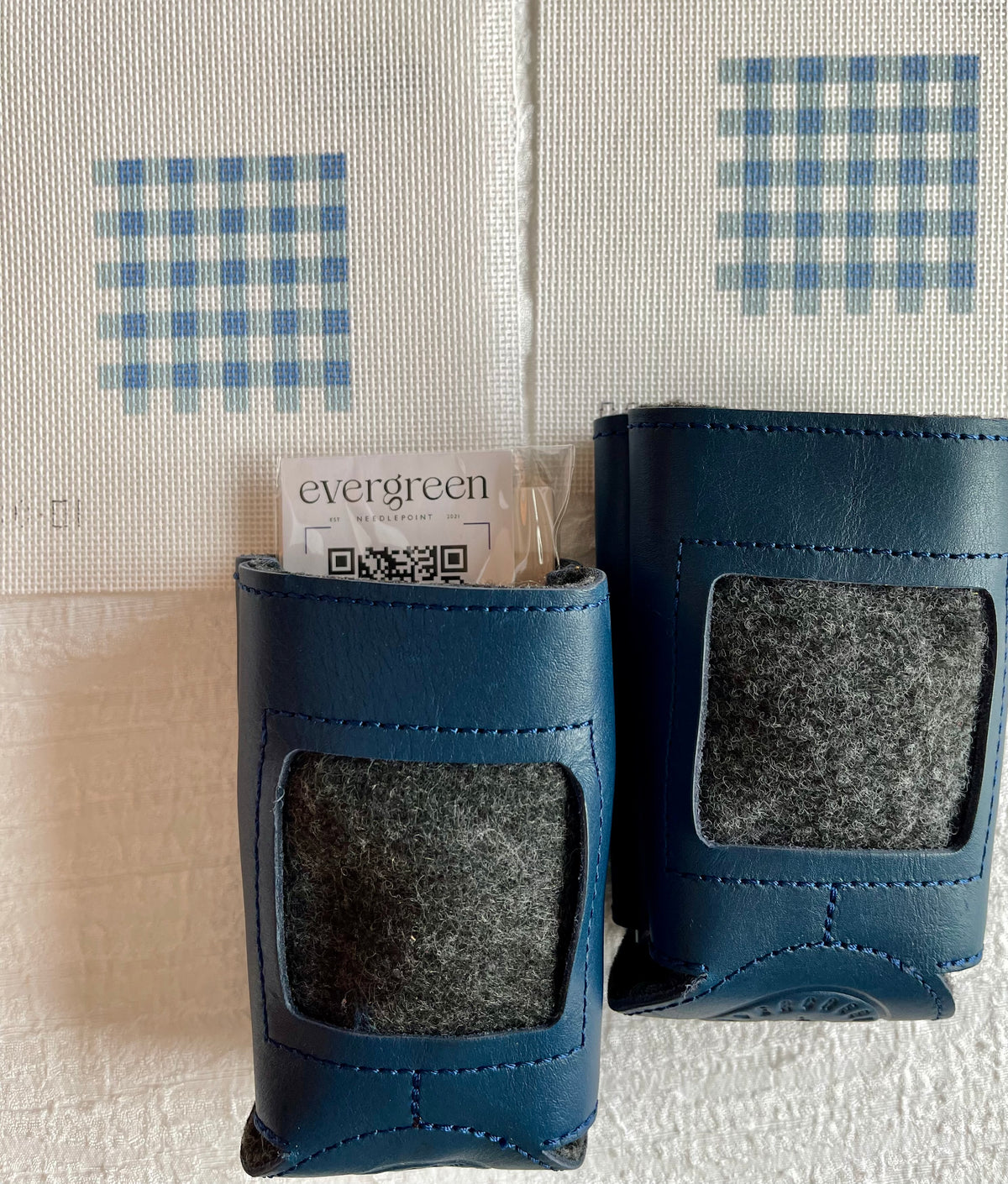 Twin Cozy Set in Navy Leather with Blue Gingham Inserts C-ENCC01kit