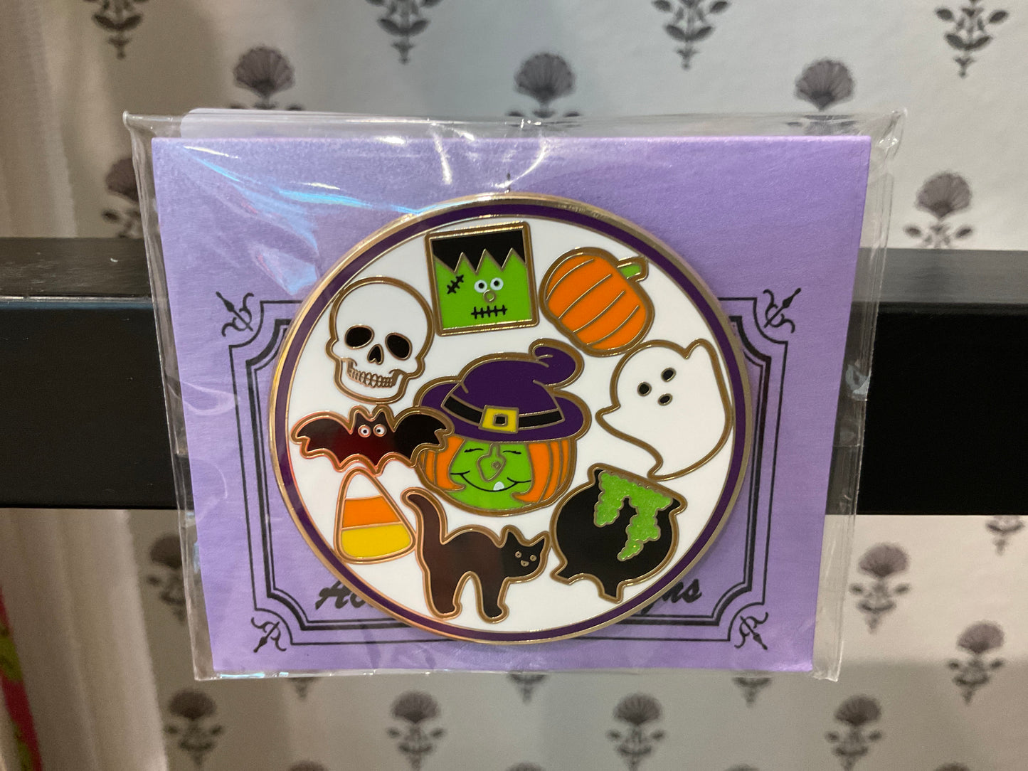 Halloween Cookies Plate Needle Minder A-ADCPH