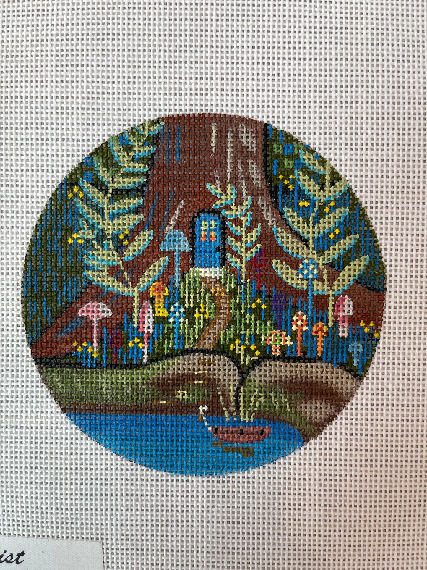 Tiny Tree House C-MCFR12