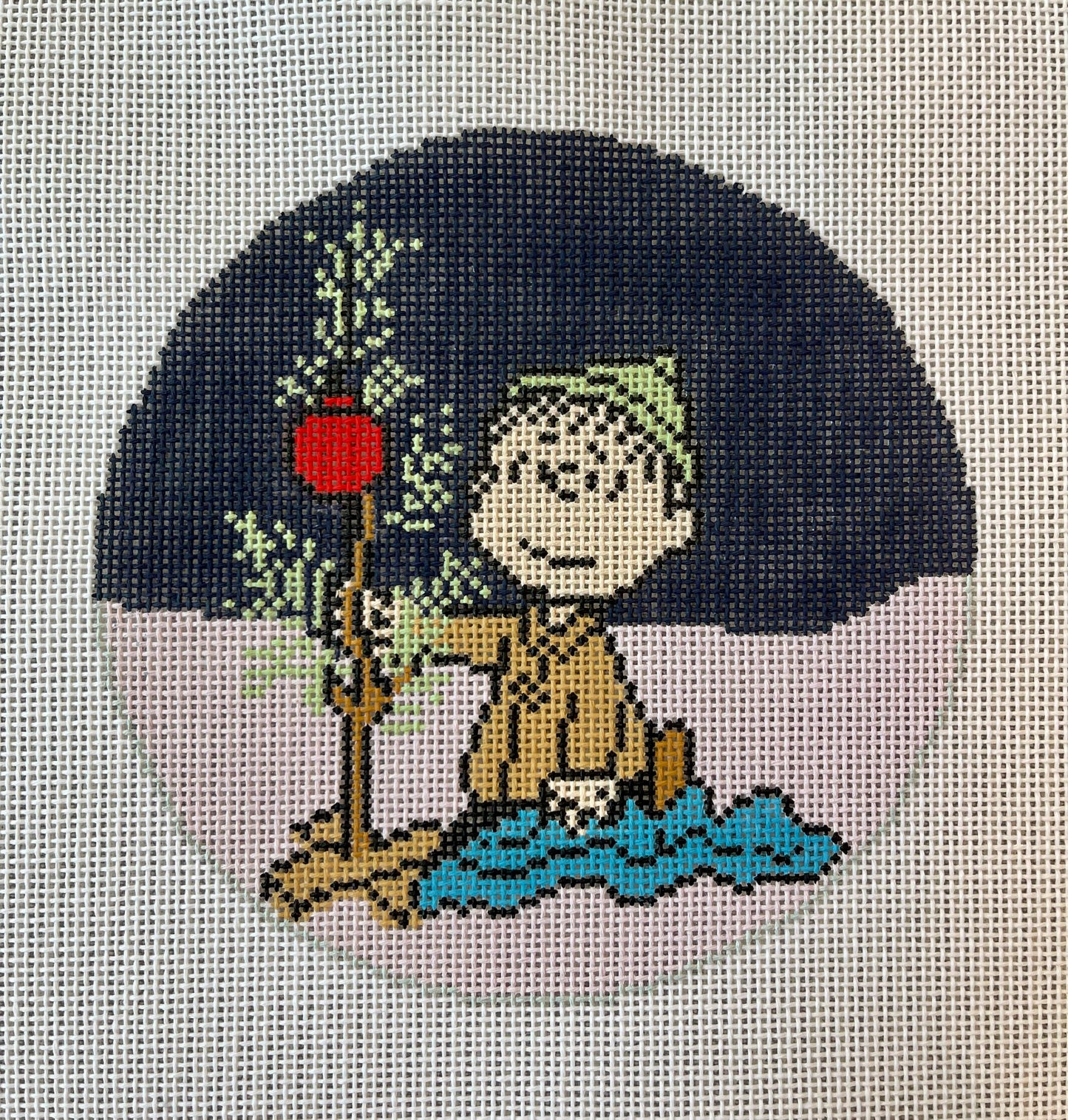 Linus and Christmas Tree Round C-CBC7