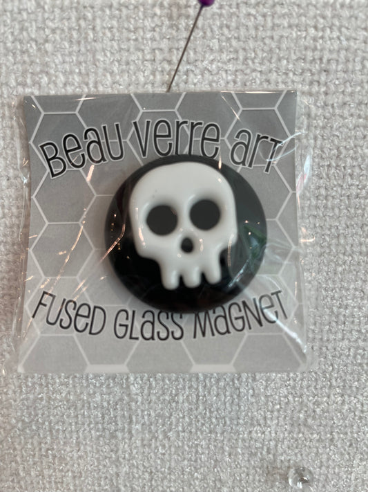Skull Glass Needle Minder A-BVNMskull