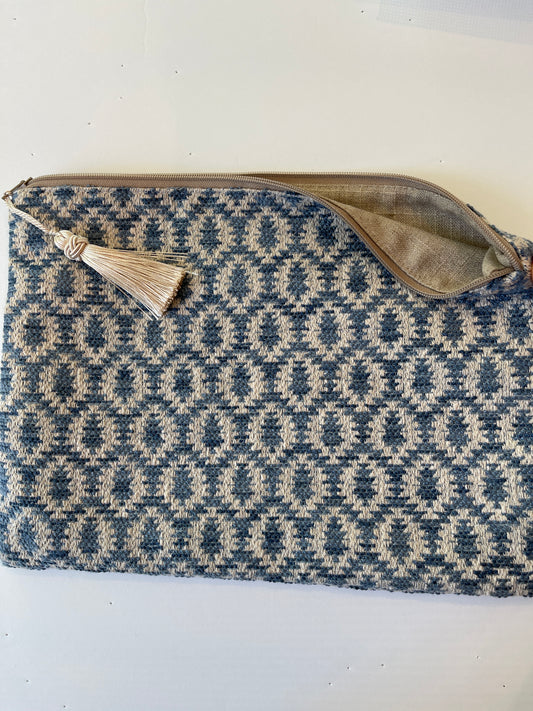 Anna Clutch in Blue Geo A-COPA6