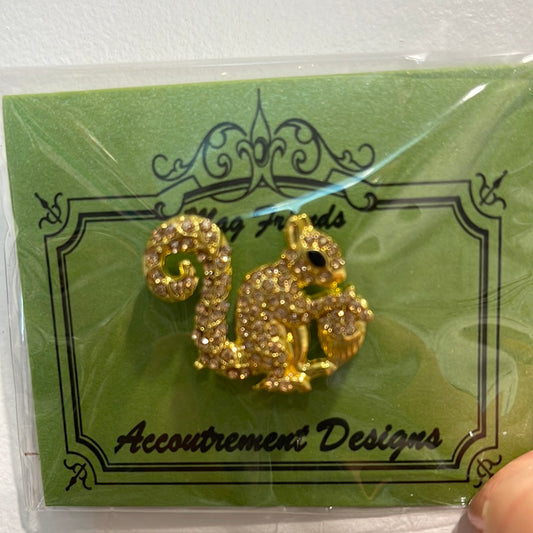 Squirrel Needleminder A-AD squirrel