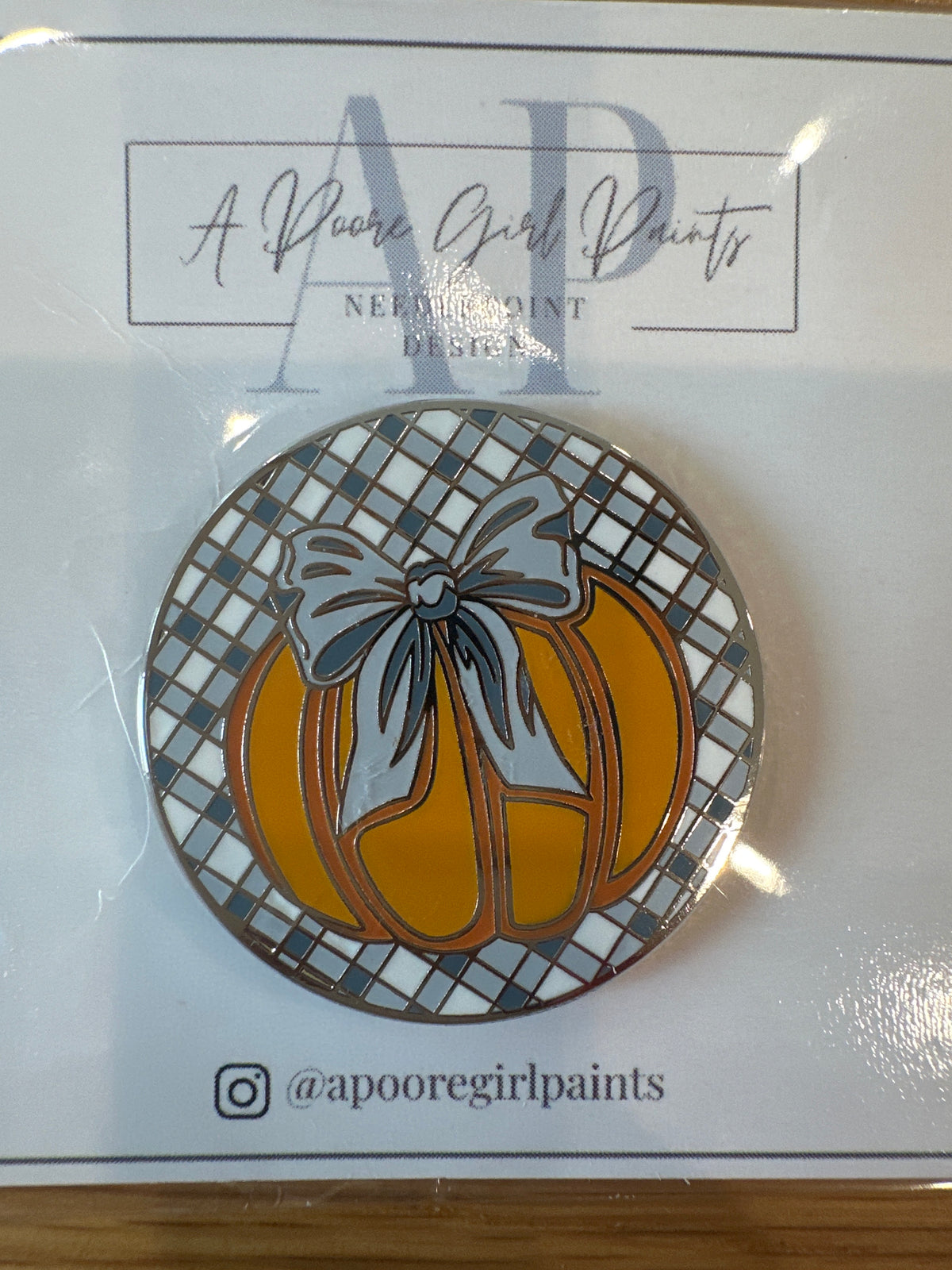 Gingham Pumpkin Needle Minder A-APGPUM