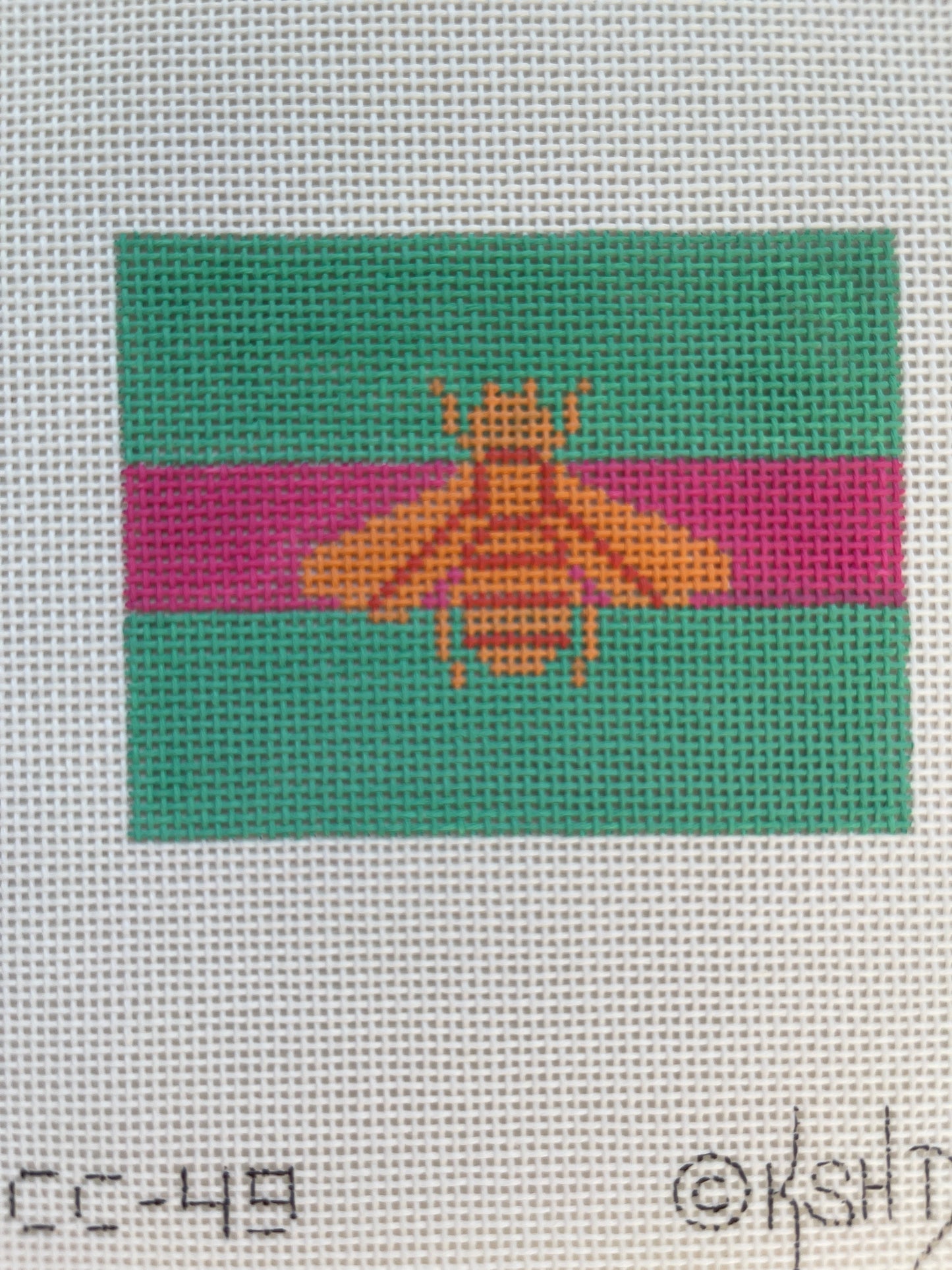 Bee Wallet Insert C-KDINSPCC49 orange bee on teal