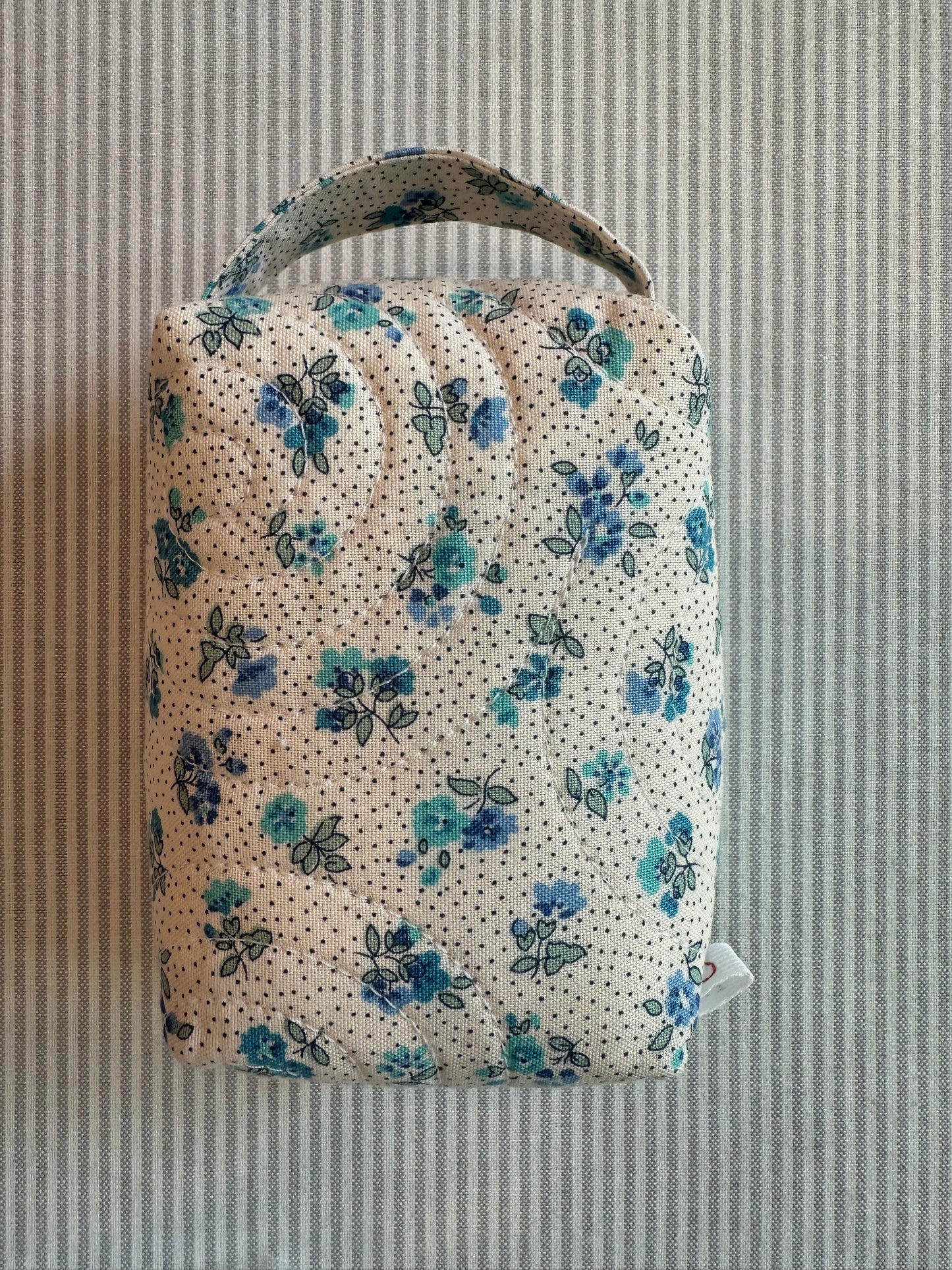 Frame Weight in Blue floral on dots Liberty Fabric A-MLfwba