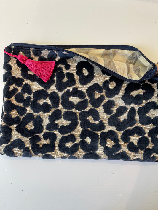 Anna Clutch in Navy Velvet Flowers A-COPA3