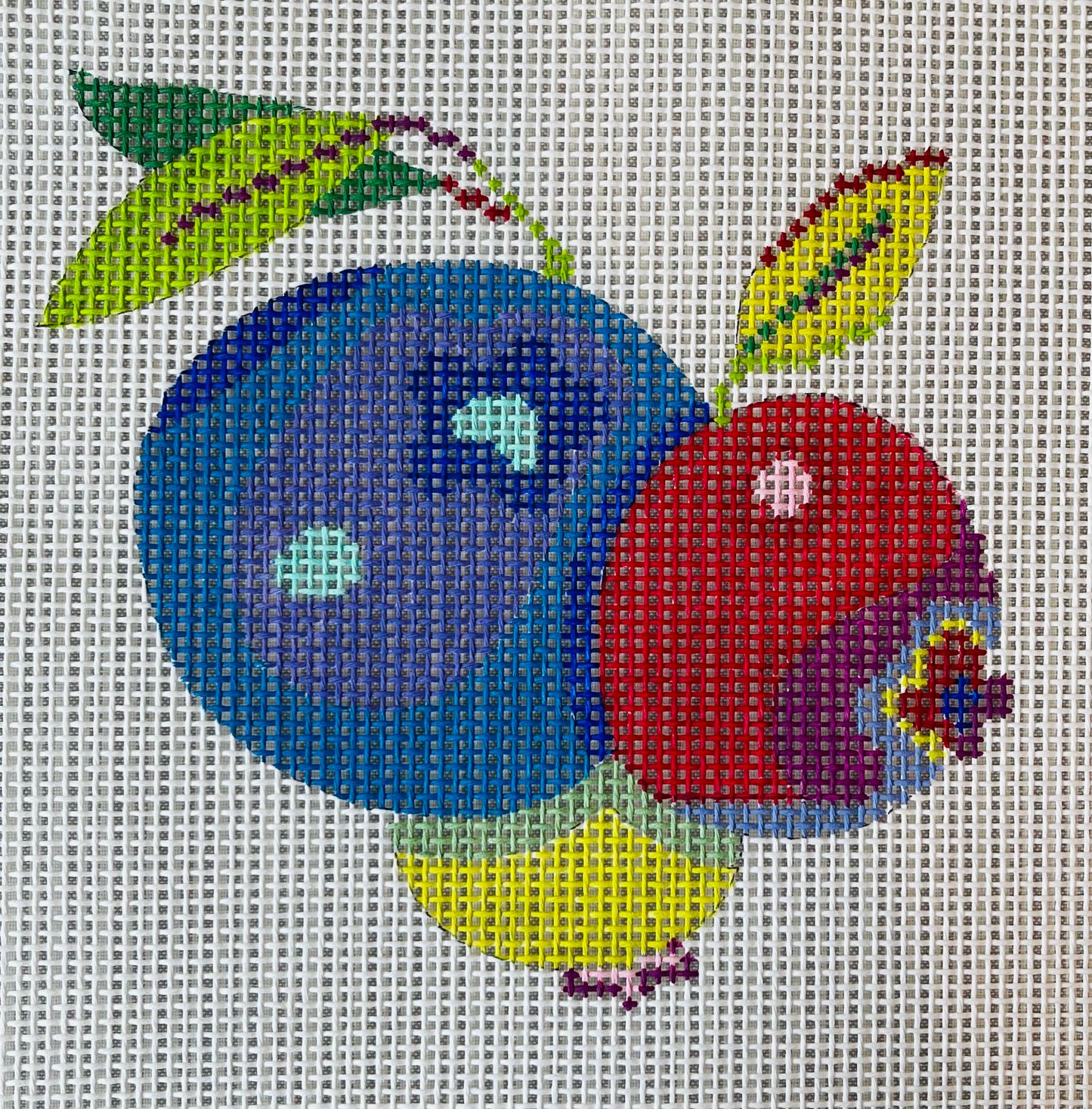 Needlepoint Kit: 3 Blueberry C-CONK3BL