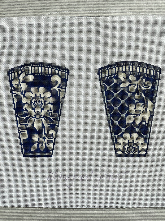 2 Sided Scissor Case in Navy Damask C-CLDWG12354