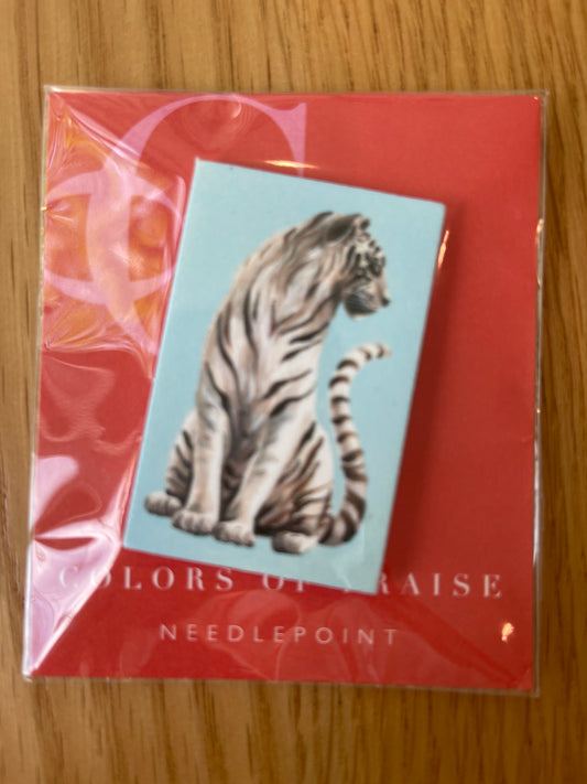 Tiger on Blue Needle Minder A-COPtigernm