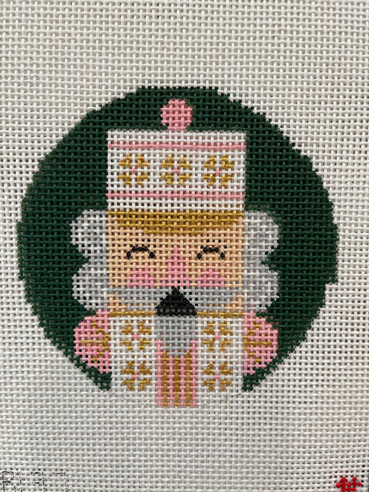 Nutcracker Elliot (dark green) C-MHBCHR37