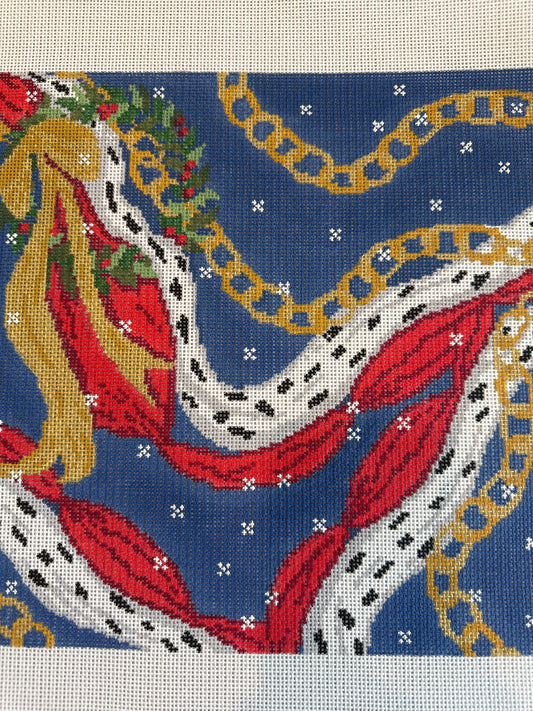 Christmas Pillow with chains and garlands C-KCD455