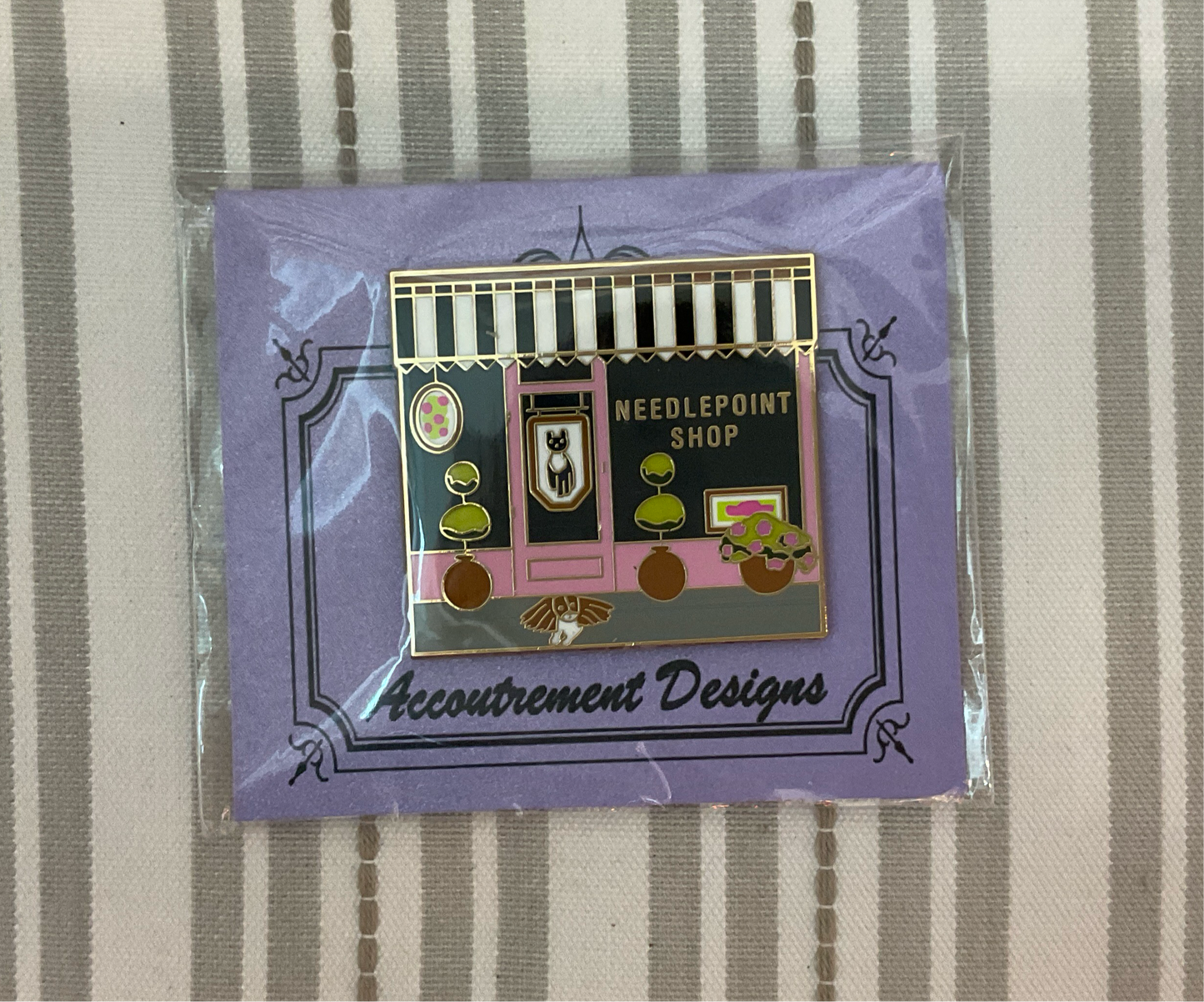 Needlepoint Shop Needle Minder A-AD NDPLT Shop