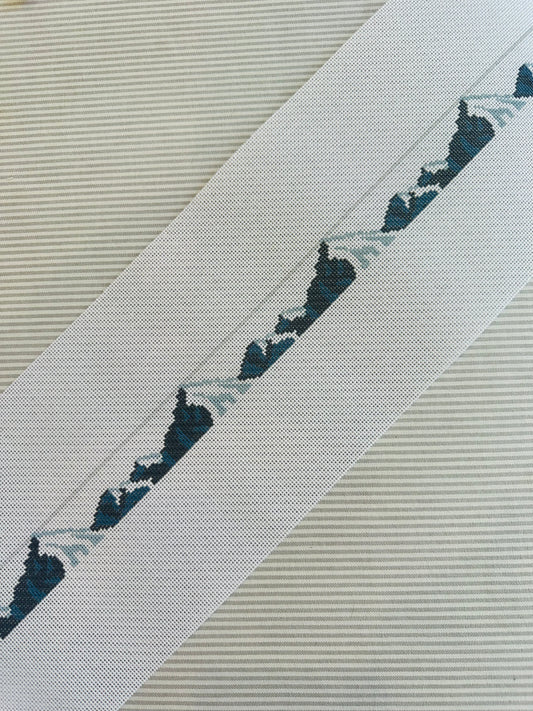 Blue and White Mountain Belt C-FI077