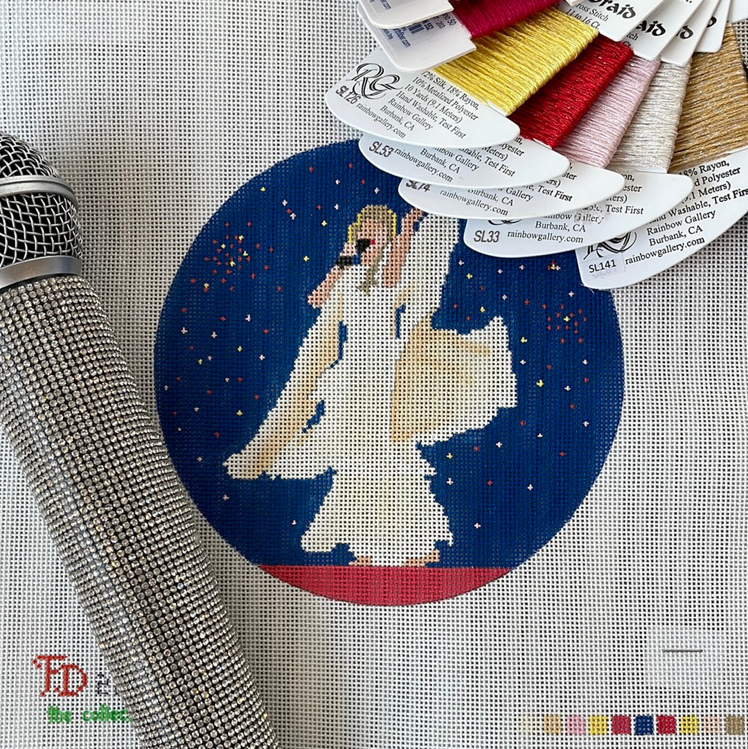 Taylor in White Dress Kit C-FD202