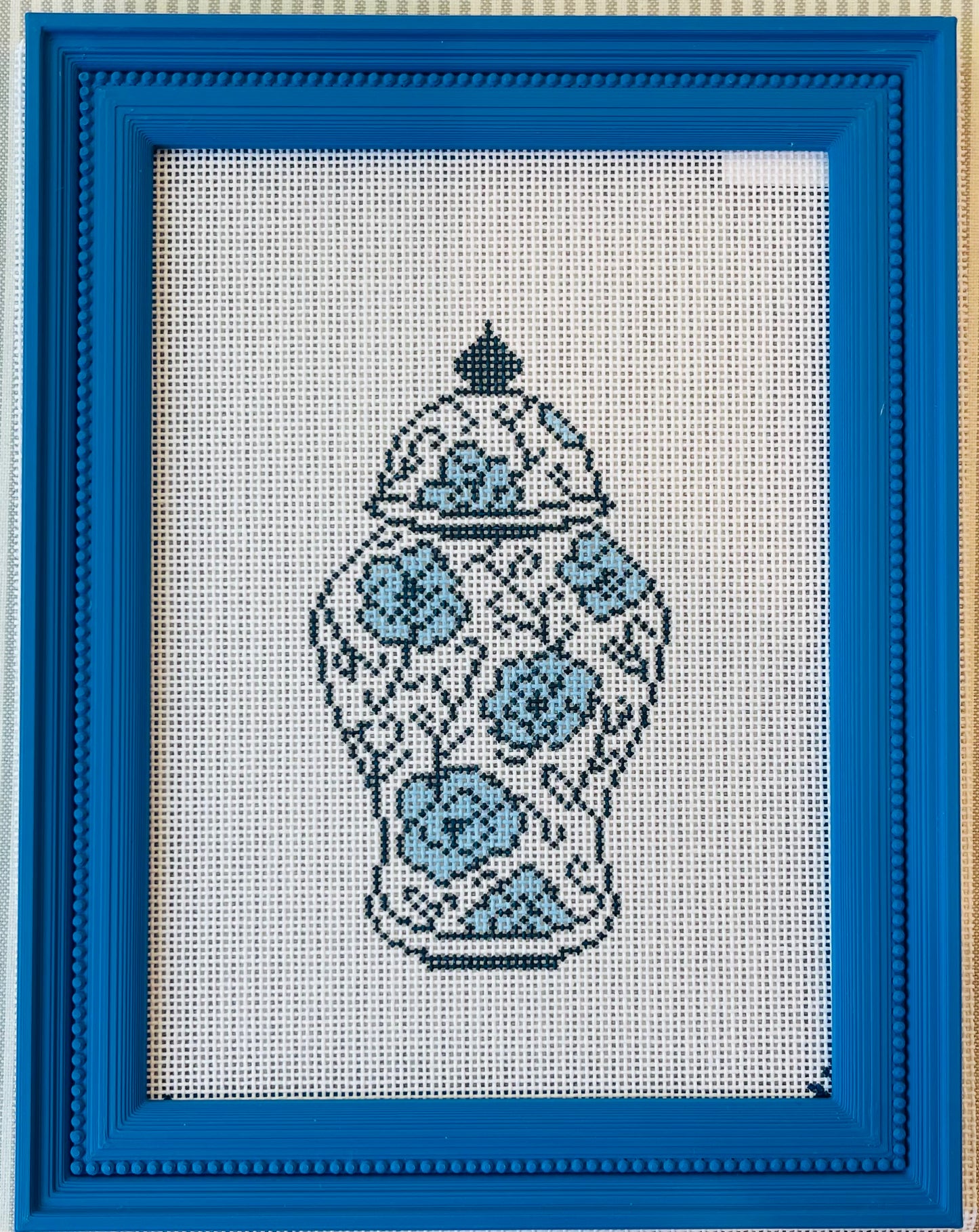 Magnetic Needlepoint Frames A-AMF