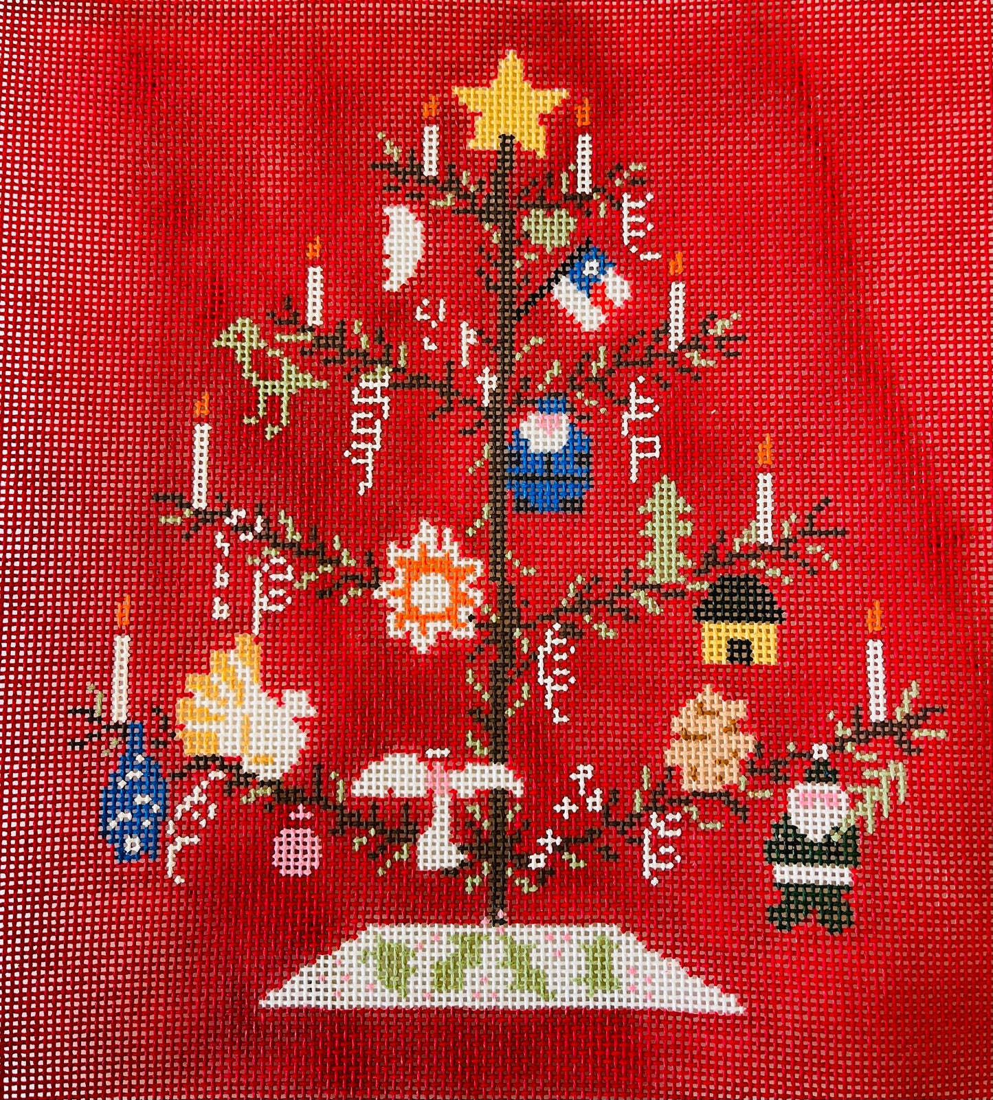 Christmas Tree on Red C-LMPL14