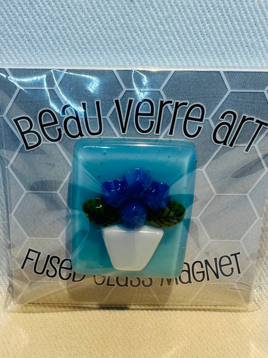 Glass Needle Minder Blue Hydrangea A-BVNMHYD