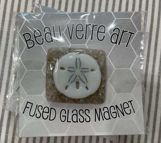 Glass Needle Minder Sand Dollar A-BVNMSANDDOLLAR