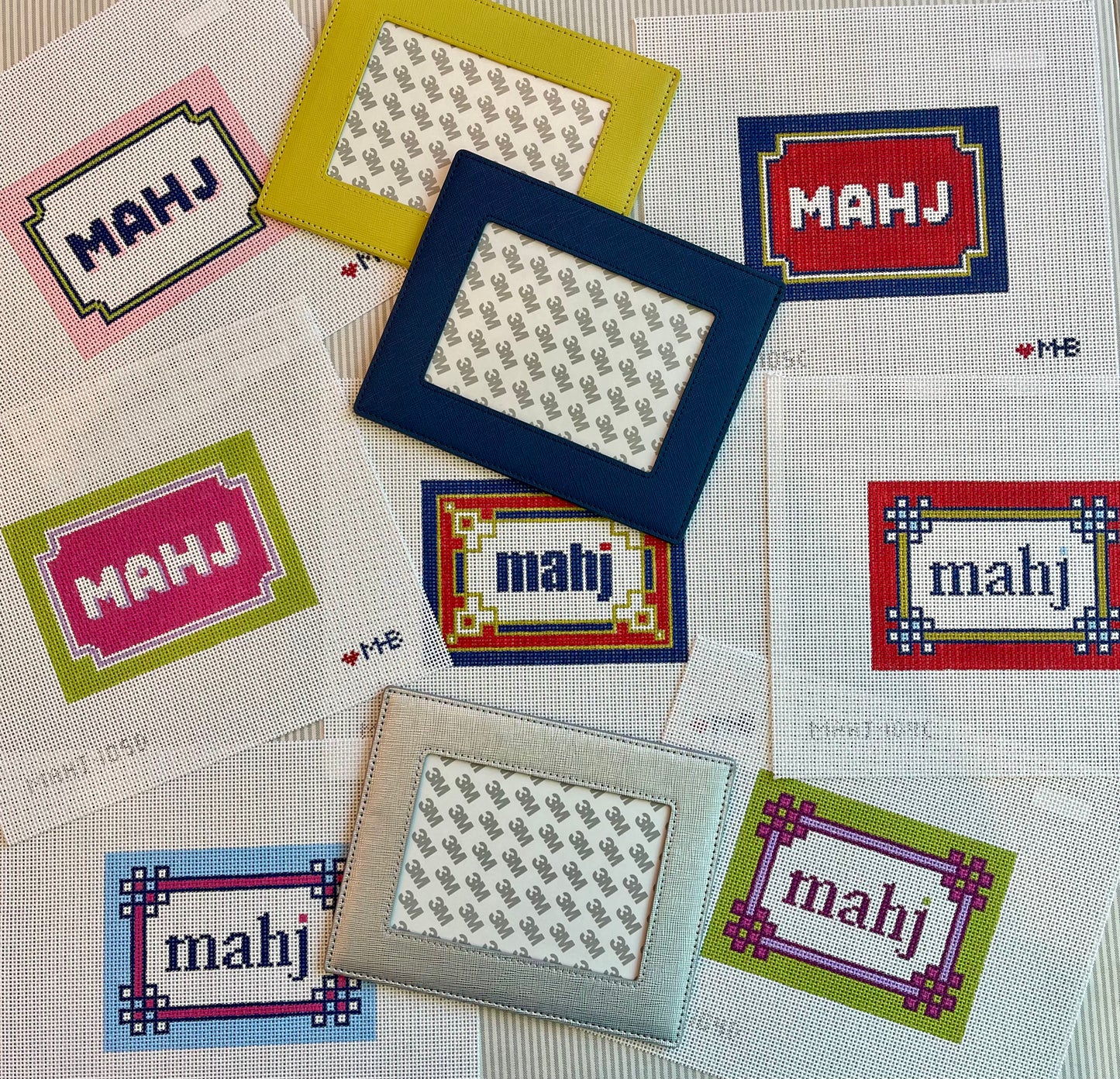 MAHJ Insert Bracket Frame in Red, Navy and Olive C-MAHJ105C