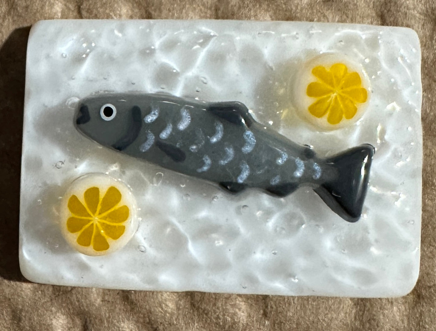 A-BVNM Pike Place Market Fish Needle Minder