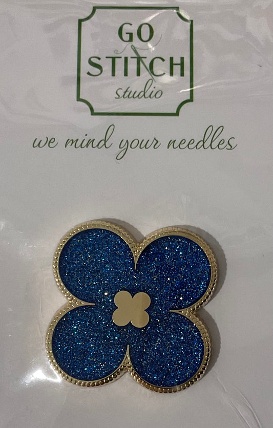 Lapis Lazuli Glitter Clover Needle Minder A-GSSLAPIS