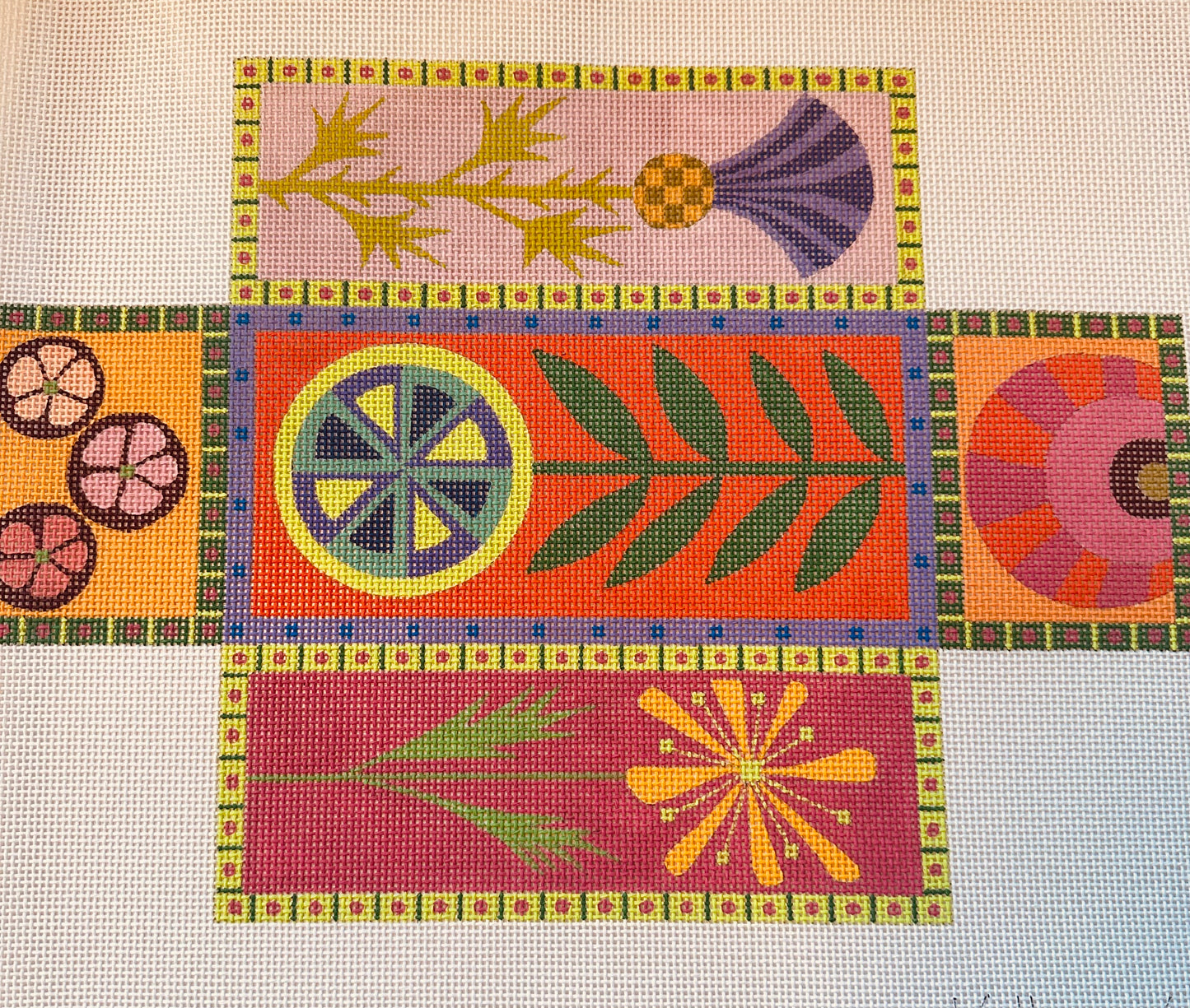 Floral Brick 13M C-ZE806