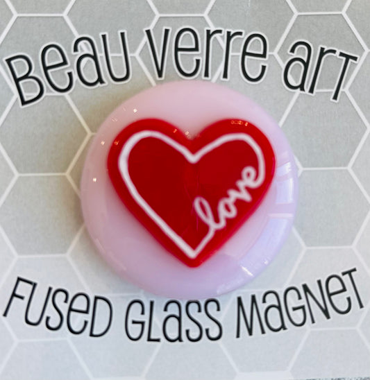 A-BVLHEART Love Heart Beau Verre Needle Minder