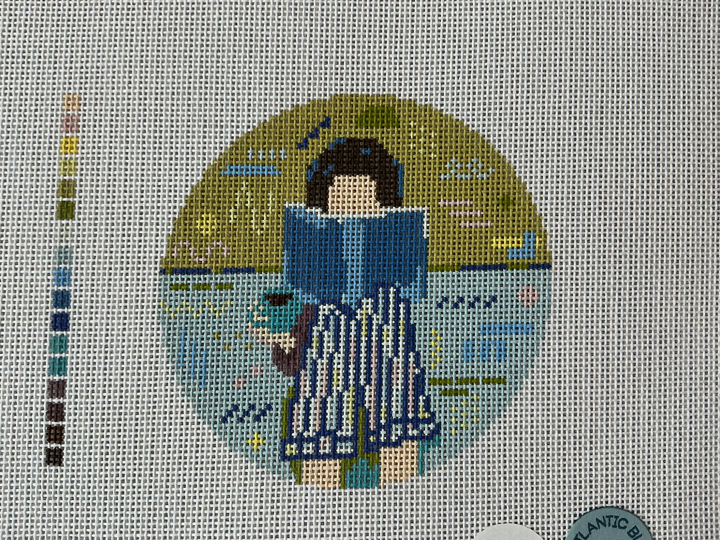 Reading Girl Round C-ABCSS12