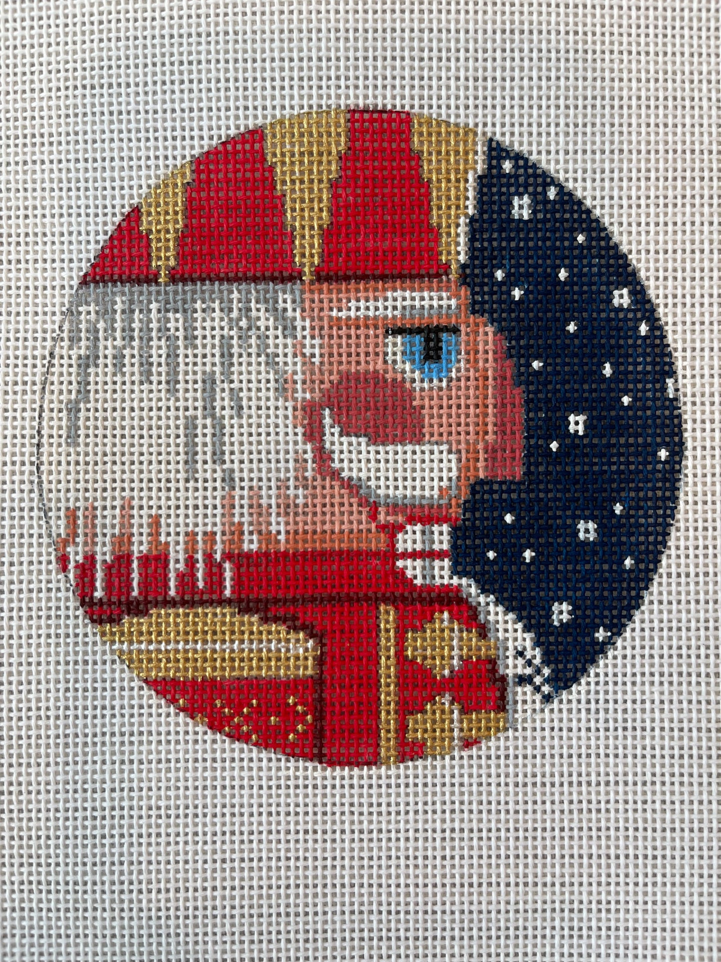 Nutcracker Profile C-APX464