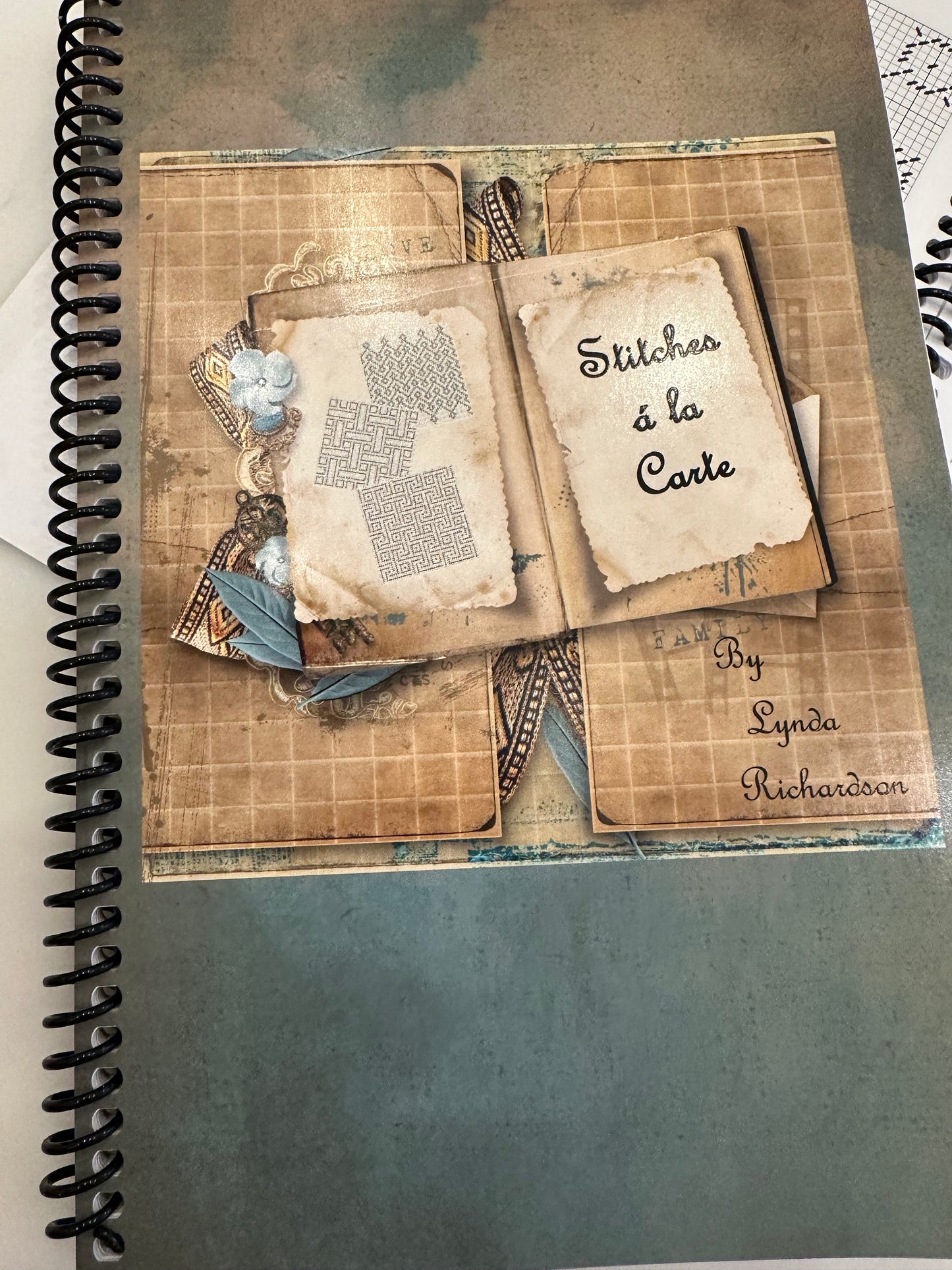 Stitches a la Courte by Lynda Richardson A-CLDLRICH